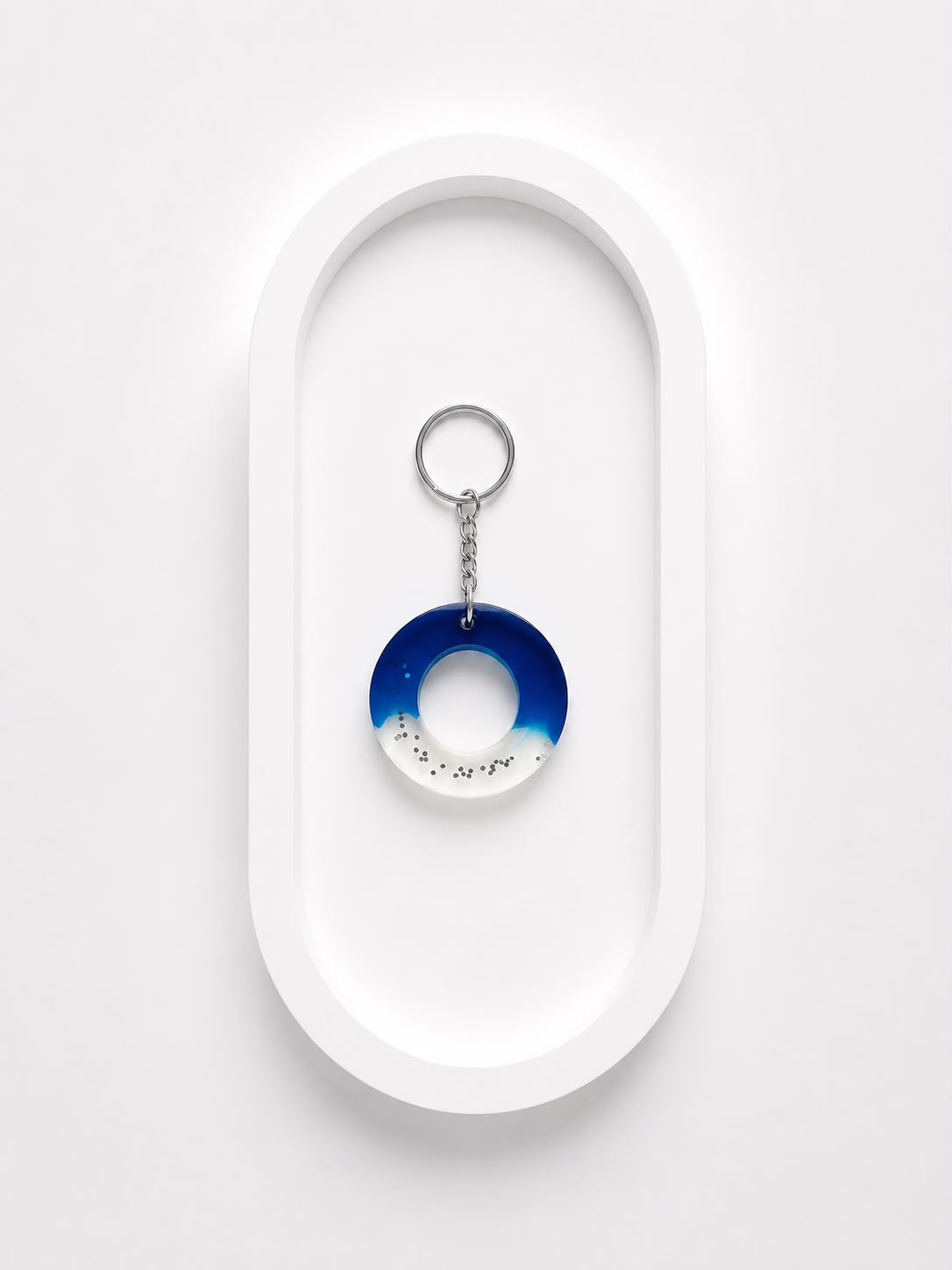 DIY UV Resin Alphabet Keychain - O